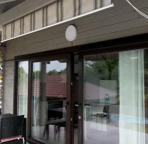 Eco Self-catering 1-2 Apartment