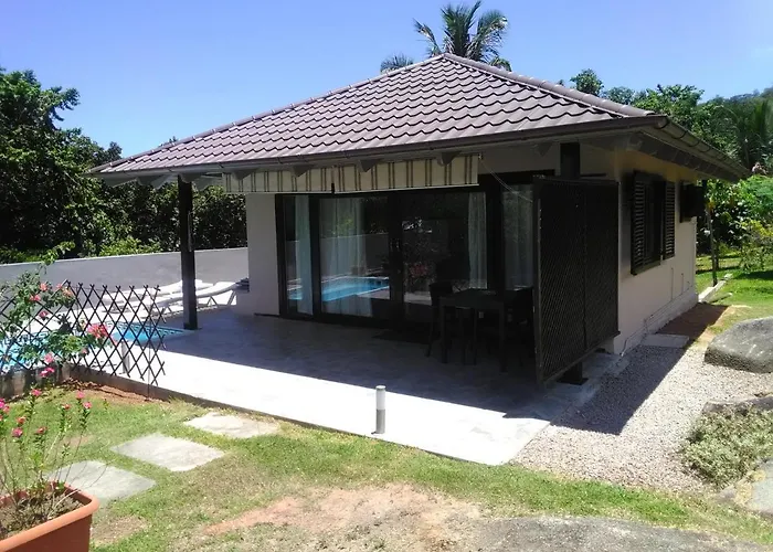 Eco Self-catering 1-2 *